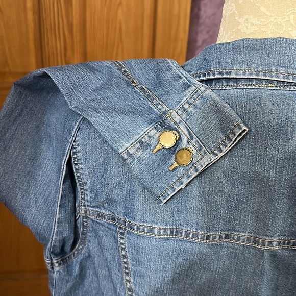 Jean jacket - Picture 4 of 5